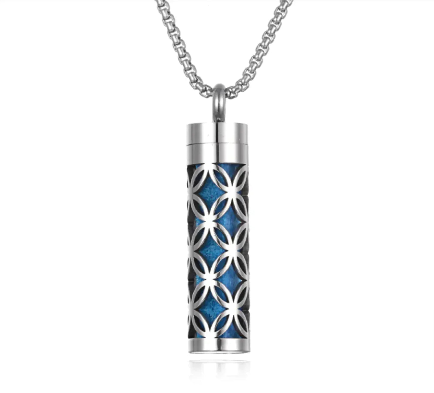 Aroma Elegance: Stainless Steel Essential Oil Diffuser Necklace